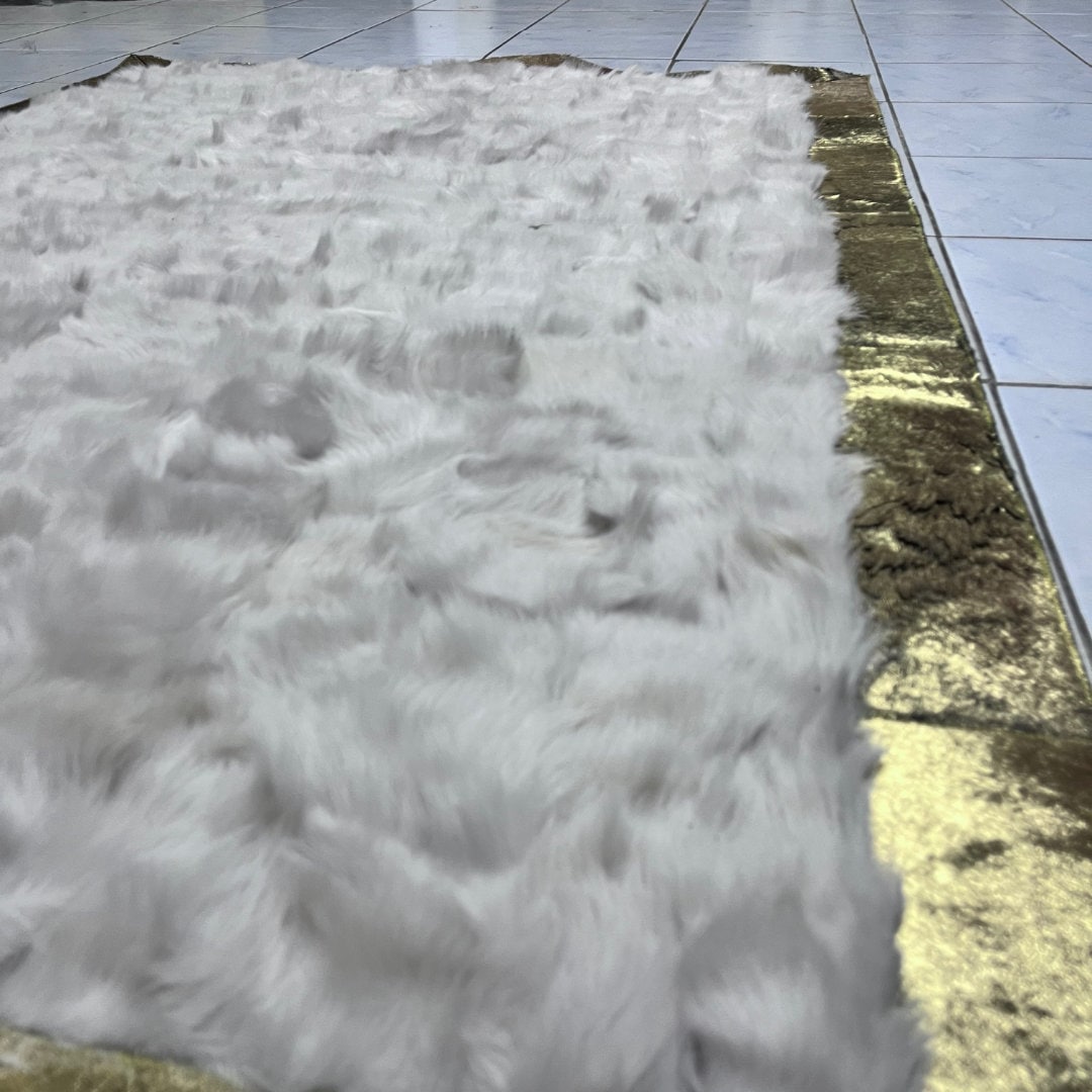 White Sheepskin Rug,White With Gold Sheepskin Fur Rug,Fluffy Rug,Soft Area Rug,Shaggy  Rug ,Rug for Living Room,Wool Rug,Sheepskin Carpet